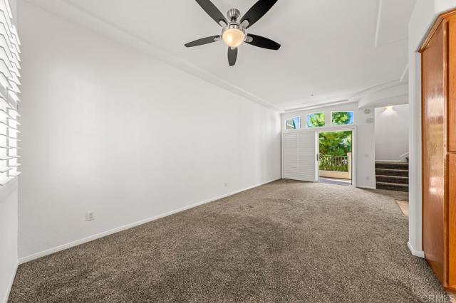 Detail Gallery Image 11 of 28 For 2842 Farragut Rd #130,  Point Loma,  CA 92106 - 2 Beds | 2/1 Baths
