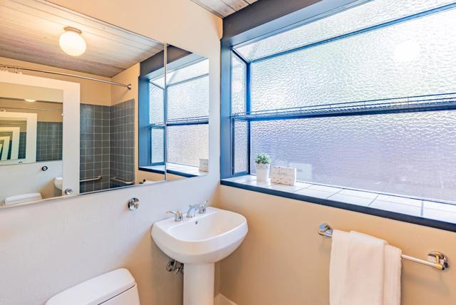 814 Beaverton Court, Sunnyvale CA: https://media.crmls.org/mediaz/3bcd7935-f843-4967-8af3-851247a886e3.jpg