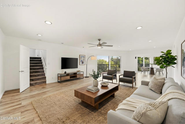 5076 Escobedo Drive, Woodland Hills CA: https://media.crmls.org/mediaz/3bce0e35-329b-4be2-9fa0-d2b918e46302.jpg