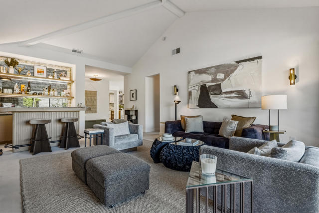 149 Lake Shore Drive, Rancho Mirage, CA 92270