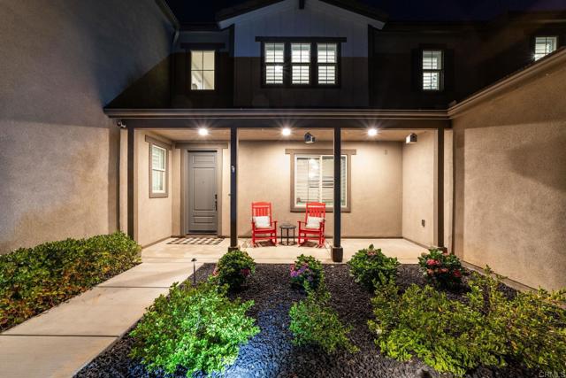 Detail Gallery Image 4 of 68 For 2990 Eldenberry St, Escondido,  CA 92029 - 5 Beds | 4/1 Baths