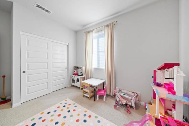 28315 Farm Creek Way, Valley Center CA: https://media.crmls.org/mediaz/3bceafbb-884c-4ae9-918a-d7dc99773d50.jpg