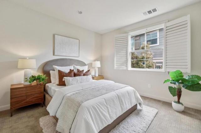 101 Butterweed Lane, Brisbane CA: https://media.crmls.org/mediaz/3bcfddbd-0cfb-43b5-8688-75397519ab5a.jpg