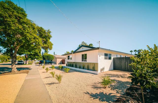 8343 San Carlos Drive, San Diego CA: https://media.crmls.org/mediaz/3bd0e24c-e07b-448f-8829-d542067af6e1.jpg