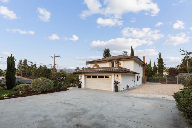 1657 FOOTHILL Drive, Vista CA: https://media.crmls.org/mediaz/3bd1724e-d5e5-4caf-aa8e-5cb9a2be4323.jpg
