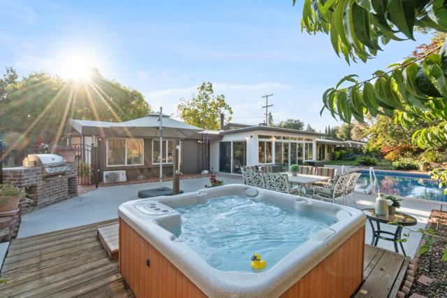 814 Gail Avenue, Sunnyvale CA: https://media.crmls.org/mediaz/3bd20b0f-c9de-4665-8169-91da90833055.jpg