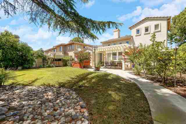 Image 30 of 44 For 327 Brookview Way