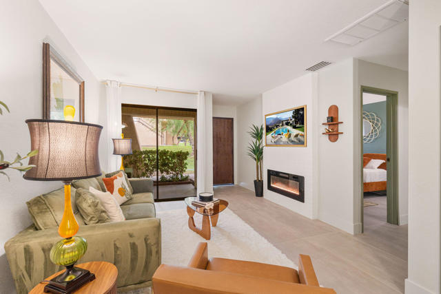 675 N Los Felices W Circle, Palm Springs CA: https://media.crmls.org/mediaz/3bd2c135-0a1a-4ff7-a37e-c923fe8507eb.jpg