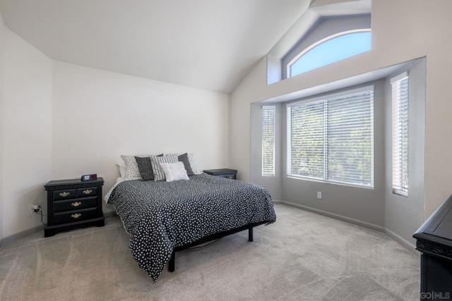 12127 Corte Napoli, San Diego CA: https://media.crmls.org/mediaz/3bd3f9f5-98d2-4e5a-bf19-921565e6073e.jpg