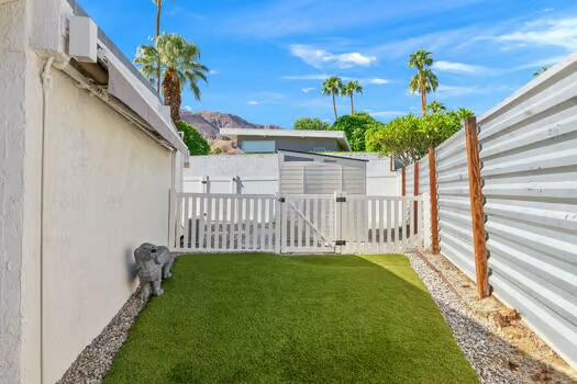 71695 Tunis Road, Rancho Mirage, CA 92270