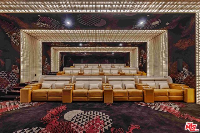 11824 Ellice Street, Malibu CA: https://media.crmls.org/mediaz/3bd48049-56b9-4c07-b1eb-e31dbe2cde6a.jpg