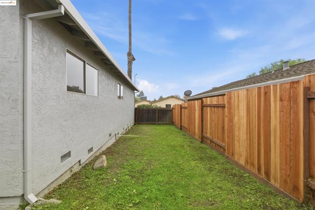 3640 Sun View Terrace, Concord CA: https://media.crmls.org/mediaz/3bd482e9-0430-4aa3-972e-84d4c5fd4299.jpg