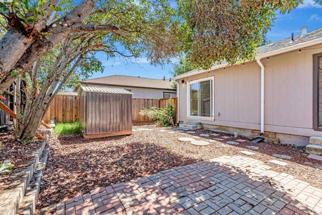 24576 Oneil Ave, Hayward CA: https://media.crmls.org/mediaz/3bd54484-63bd-49bf-8be1-fc1294e1c240.jpg