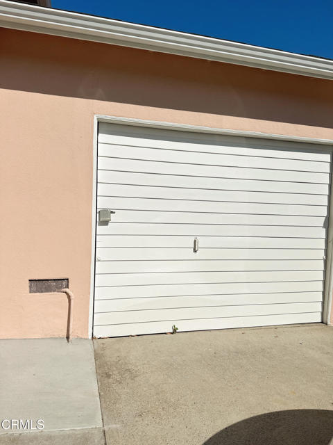 2483 Florencita W Drive, Montrose CA: https://media.crmls.org/mediaz/3bd5f8d4-6b81-46af-9ec3-321f6dcd6136.jpg