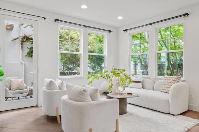 109 Avellino Way, Mountain View CA: https://media.crmls.org/mediaz/3bd621d7-15bc-4b90-a059-f0928d07d59a.jpg