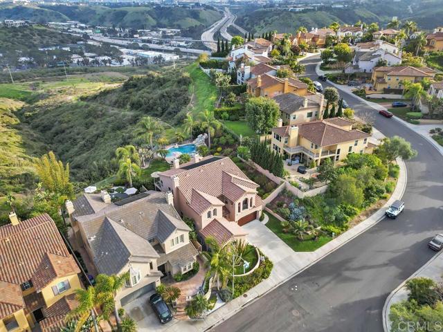 10495 Abalone Landing, San Diego CA: https://media.crmls.org/mediaz/3bd628ca-9795-4385-ac2b-207e2b03cdf1.jpg