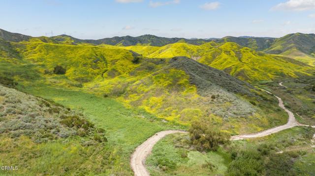0 Dickenson Road, Santa Paula CA: https://media.crmls.org/mediaz/3bd77d60-7b3d-4e08-8099-75bb3906e4de.jpg
