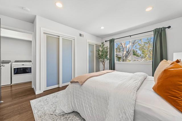 851 Peary Lane, Foster City CA: https://media.crmls.org/mediaz/3bd7bcfb-4750-4167-869e-0adfd6fc2cbb.jpg