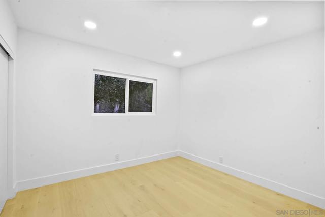 Image 19 of 40 For 7210 Hamlet Ct