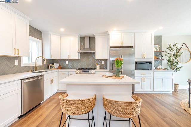 41327 Erma Ave, Fremont CA: https://media.crmls.org/mediaz/3bd98bae-ea38-45db-8da7-3fc4bc4dfbe1.jpg