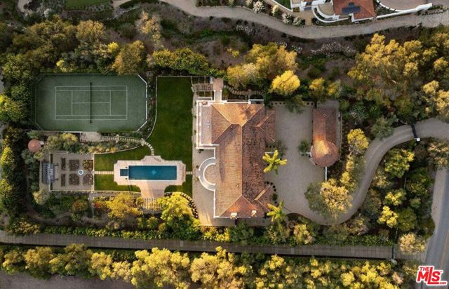 1475 E Mountain Drive, Santa Barbara CA: https://media.crmls.org/mediaz/3bdb12b8-7c44-4de5-bc12-06cb1d5f6e73.jpg