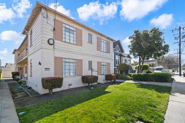 Image 1 of 11 For 220 San Mateo Drive