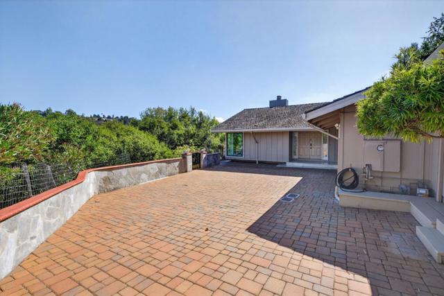30 Bluebell Lane, Hillsborough CA: https://media.crmls.org/mediaz/3bdc182c-0a0f-4a29-9533-de65ec394886.jpg