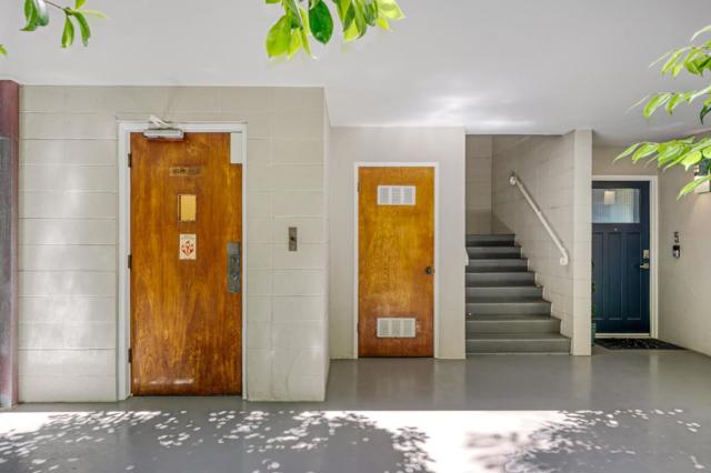 880 West Cliff Drive, Santa Cruz CA: https://media.crmls.org/mediaz/3bdca944-0980-49e1-bbf7-1445db2eb410.jpg