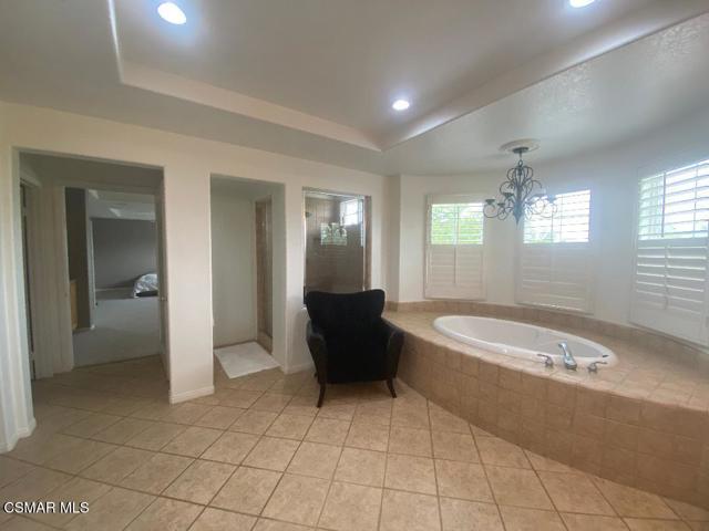 3082 Eaglewood Avenue, Thousand Oaks CA: https://media.crmls.org/mediaz/3bdccc66-4bb2-4aa5-a939-8639d685a016.jpg