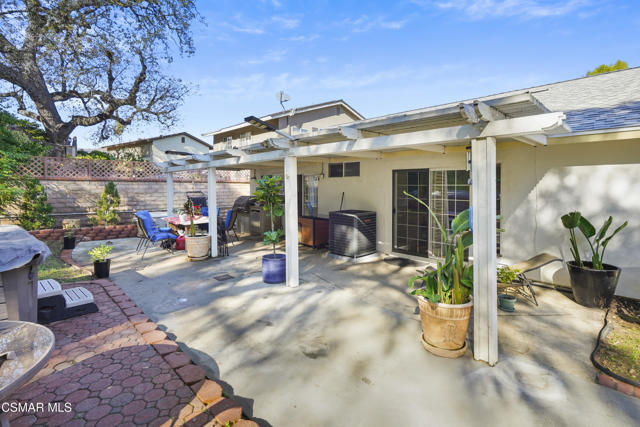 29148 Hillrise Drive, Agoura Hills CA: https://media.crmls.org/mediaz/3bdcfc08-5156-46c4-ae24-958b6aaff3c8.jpg