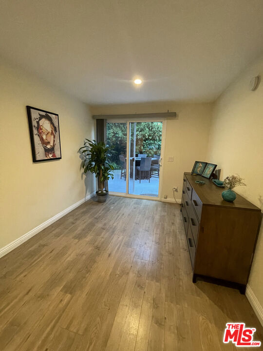 18110 Tarzana Street, Tarzana CA: https://media.crmls.org/mediaz/3bdd1f34-e80e-4116-abc9-5ce9c3ed0160.jpg