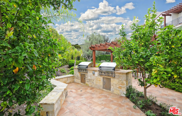 28220 Highridge Road, Rolling Hills Estates, California 90274, 2 Bedrooms Bedrooms, ,2 BathroomsBathrooms,Residential,For Sale,Highridge,25603575