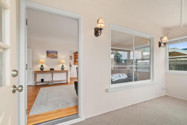 525 Laverne Avenue, Aptos CA: https://media.crmls.org/mediaz/3bdd840c-b98d-45de-b43e-d10289bf5c7e.jpg