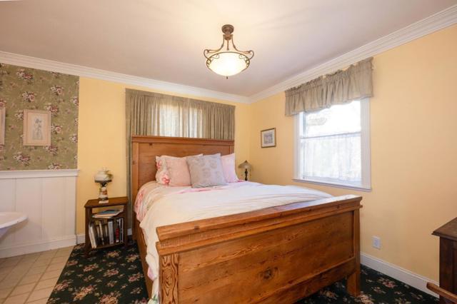 Image 38 of 62 For 393 Stage Road