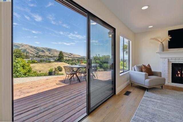 44030 Geddy Court, Fremont CA: https://media.crmls.org/mediaz/3bddfb06-2b2b-46a8-bc7d-96b1fb205b1f.jpg