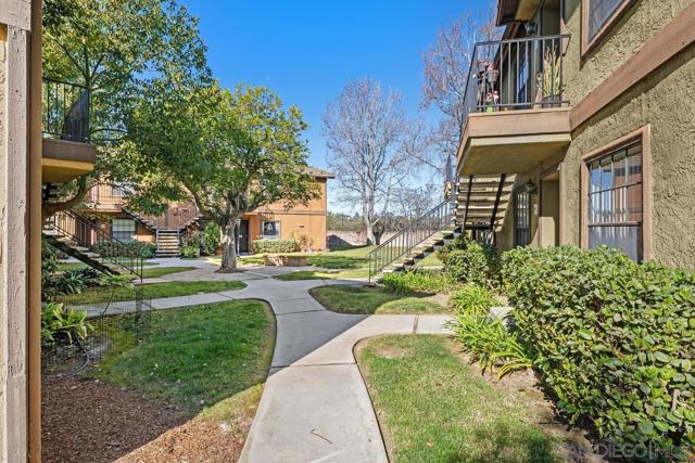 10639 Dabney Dr, San Diego, California 92126, 2 Bedrooms Bedrooms, ,2 BathroomsBathrooms,Condominium,For Sale,Dabney Dr,250001391SD