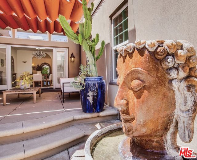 1900 N Serrano Avenue, Los Angeles CA: https://media.crmls.org/mediaz/3bdeab43-1200-47a5-a753-353b2e2efbc1.jpg