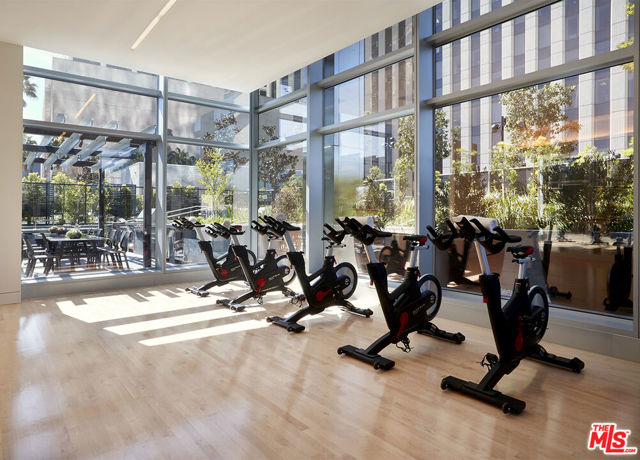 10000 Santa Monica Boulevard, Los Angeles CA: https://media.crmls.org/mediaz/3bdeee40-5162-415c-913b-a7c5b3e84962.jpg