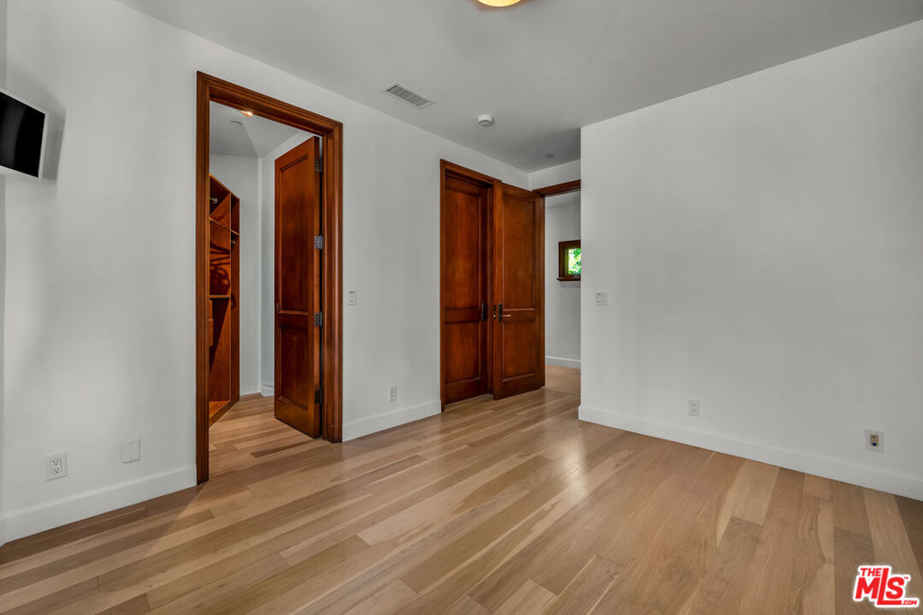 MLS #26858295 image #47