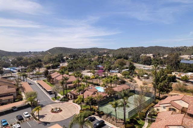 12191 Cuyamaca College Dr E, El Cajon CA: https://media.crmls.org/mediaz/3bdfe6f8-df24-44a4-b448-c02f48d3f9f9.jpg