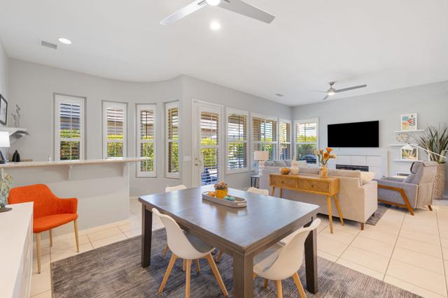 37 Shoreline Drive, Rancho Mirage CA: https://media.crmls.org/mediaz/3bdfee45-7f8f-4fe1-b373-08cb8ebf1411.jpg