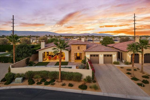 55120 Autumn Valley Court, La Quinta CA: https://media.crmls.org/mediaz/3be055fd-d059-49ad-9090-d4ea92be4648.jpg