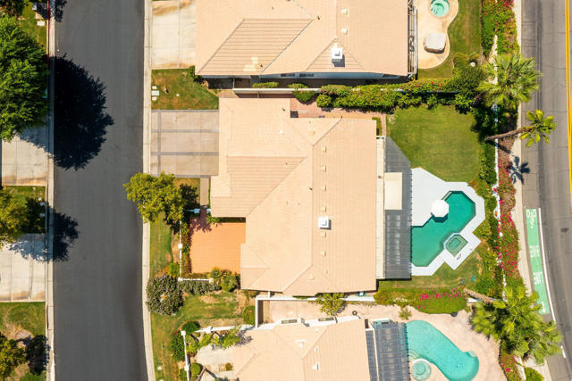 47845 Via Firenze, La Quinta CA: https://media.crmls.org/mediaz/3be0db43-330a-4a12-af0b-79e1cf33f7f2.jpg