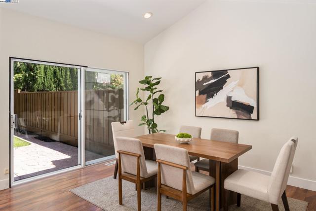 44930 Lynx Dr, Fremont CA: https://media.crmls.org/mediaz/3be1f5f9-3455-4e8b-a7f5-fda9953115bf.jpg