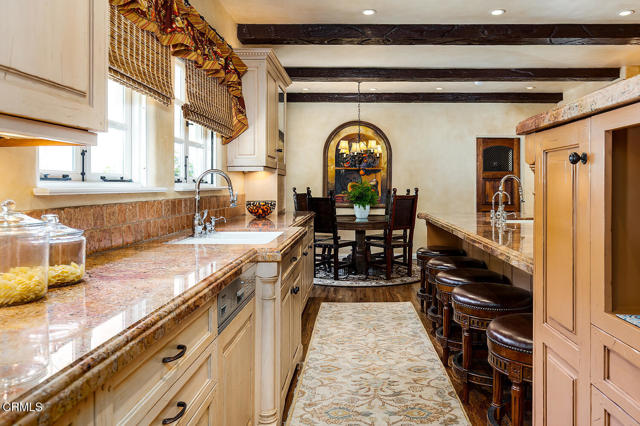 1711 Fairmount Avenue, La Canada Flintridge CA: https://media.crmls.org/mediaz/3be32b2f-8f9a-4b31-b143-86af0535b34e.jpg