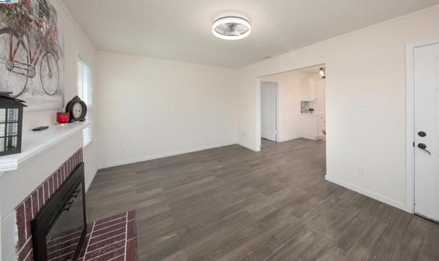 1430 Colin St, San Pablo CA: https://media.crmls.org/mediaz/3be3658d-1076-4f1d-8bd7-be9466bbef31.jpg