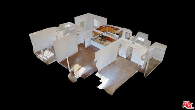 345 S Gramercy Place, Los Angeles CA: https://media.crmls.org/mediaz/3be45707-7097-4dd7-a881-5b8a960367f7.jpg