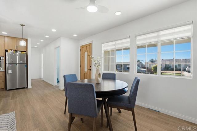 Detail Gallery Image 4 of 36 For 9462 Doheny Rd., Santee,  CA 92071 - 3 Beds | 1 Baths