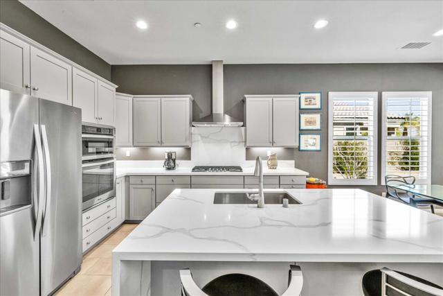 57 Syrah, Rancho Mirage CA: https://media.crmls.org/mediaz/3be49912-c2b5-47dc-8631-1f91f525aa8d.jpg