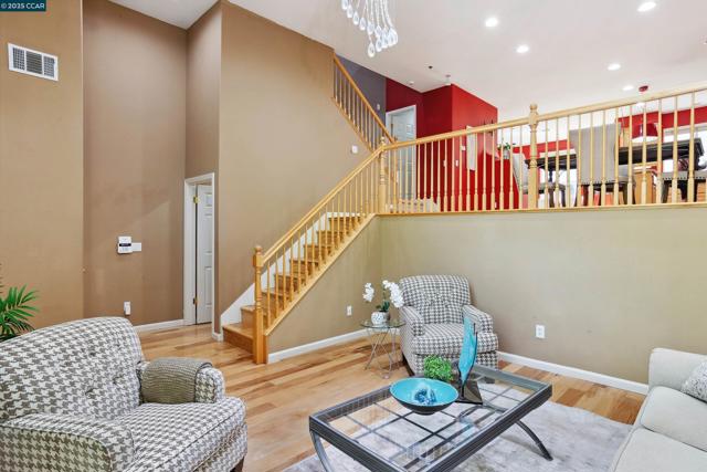 2073 Watermill Rd, San Ramon CA: https://media.crmls.org/mediaz/3be4c24f-0c48-45cc-a413-86f7c78ab12a.jpg